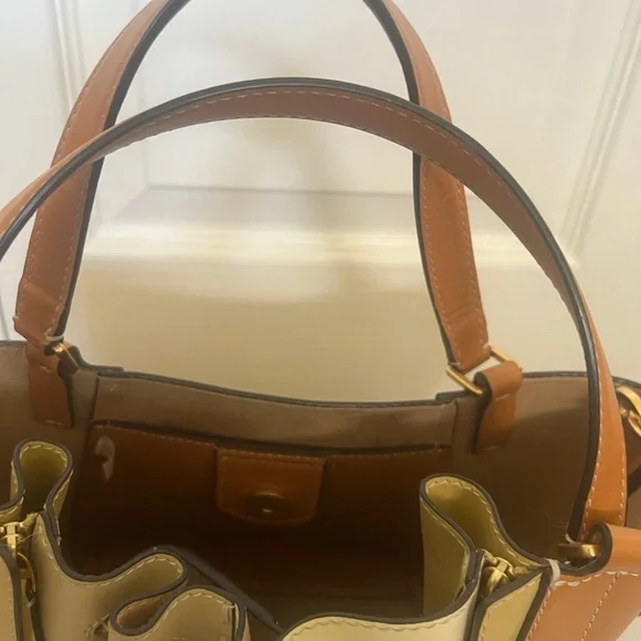 Tory Burch Tri Colored Bucket Bag - Picture 3 of 9